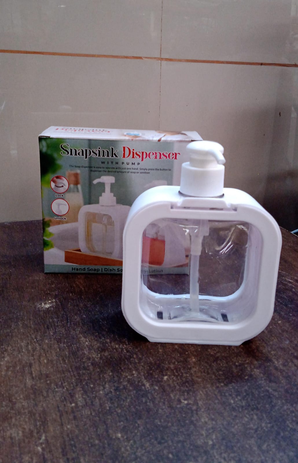 Snap sink Dispenser Plastic Clear Empty Pump Lotion Bottles (1 Set) Snap sink Dispenser Plastic Clear Empty Pump Lotion Bottles (1 Set)